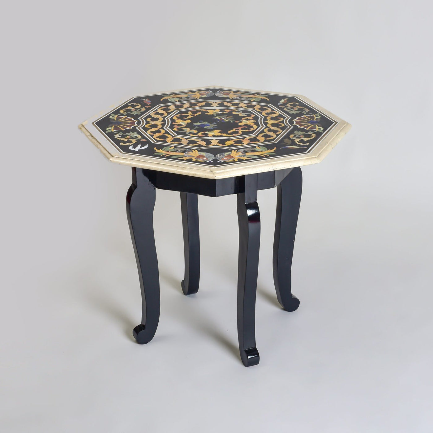 Regal Flourish