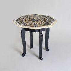 Regal Flourish