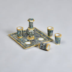 Royal Sip