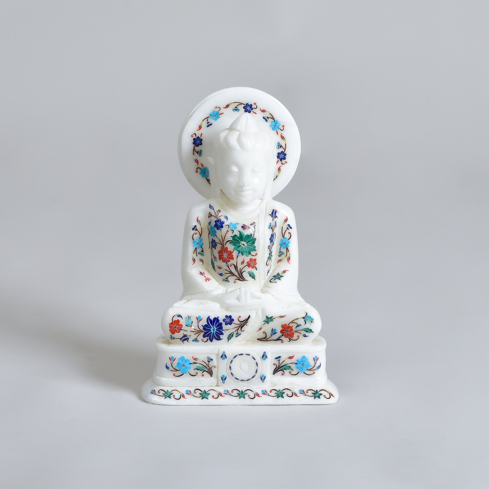 5 Unique Ways to Display Marble Sculptures at Home